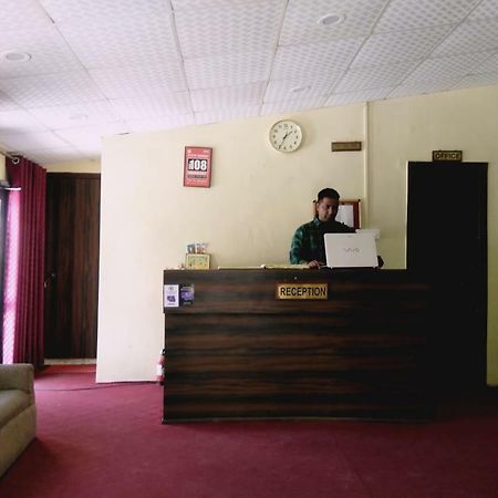 Hotel Gulmarg Mussoorie Buitenkant foto