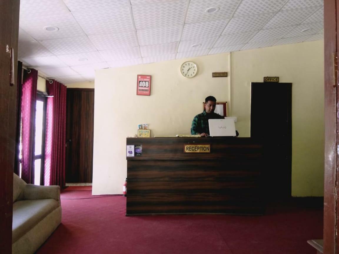Hotel Gulmarg Mussoorie Buitenkant foto