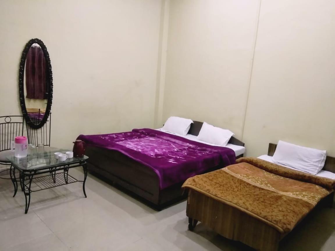 Hotel Gulmarg Mussoorie Buitenkant foto