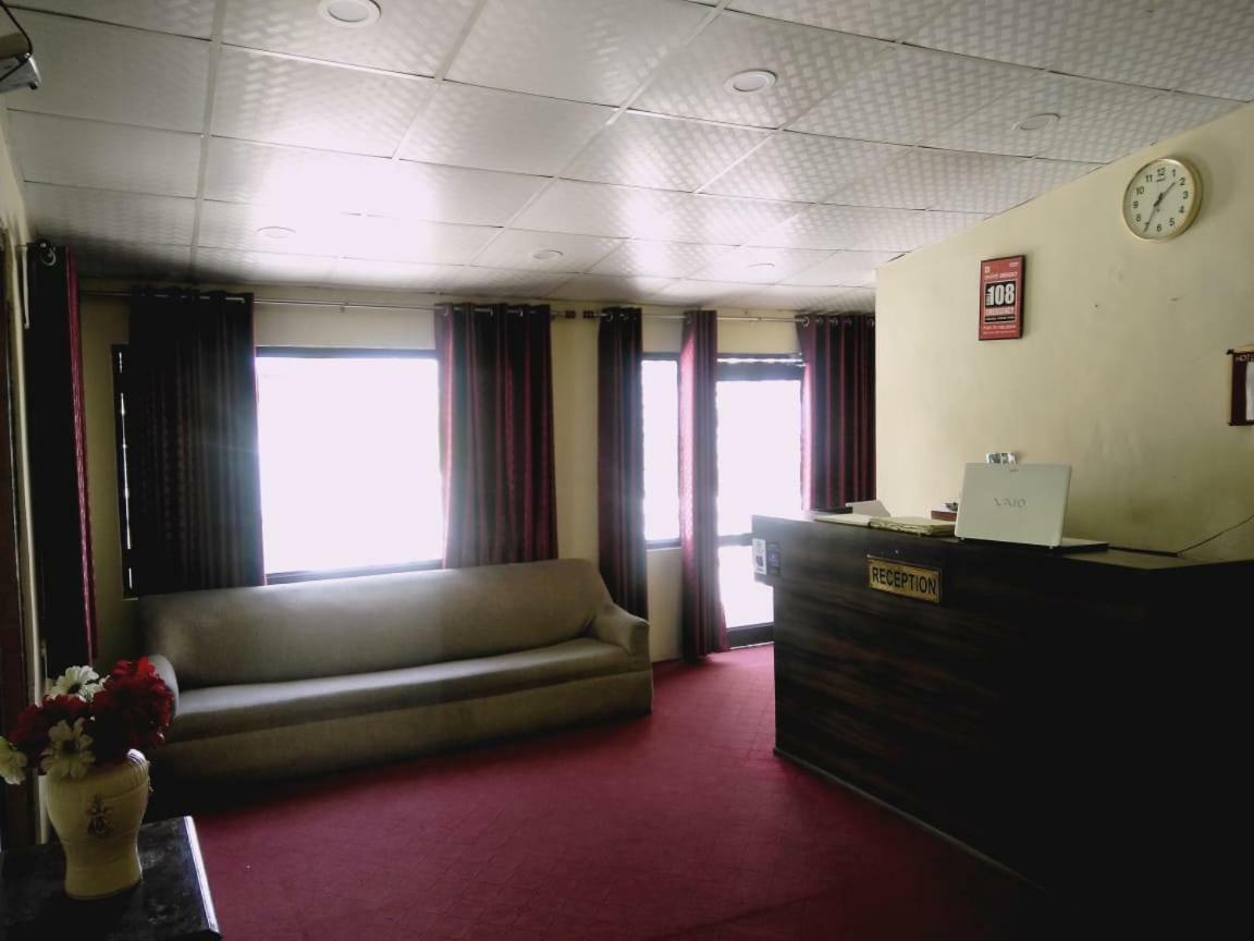 Hotel Gulmarg Mussoorie Buitenkant foto